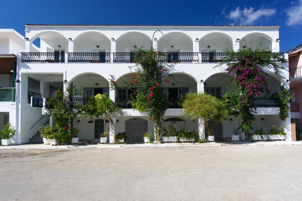 Hotel Athina Karavomylos Exterior photo