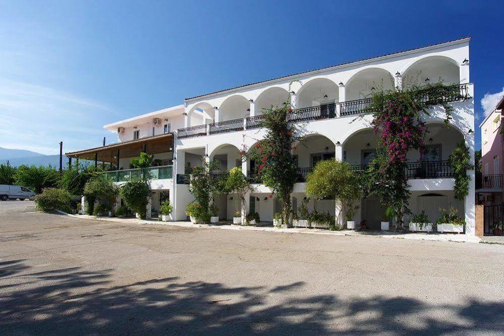Hotel Athina Karavomylos Exterior photo